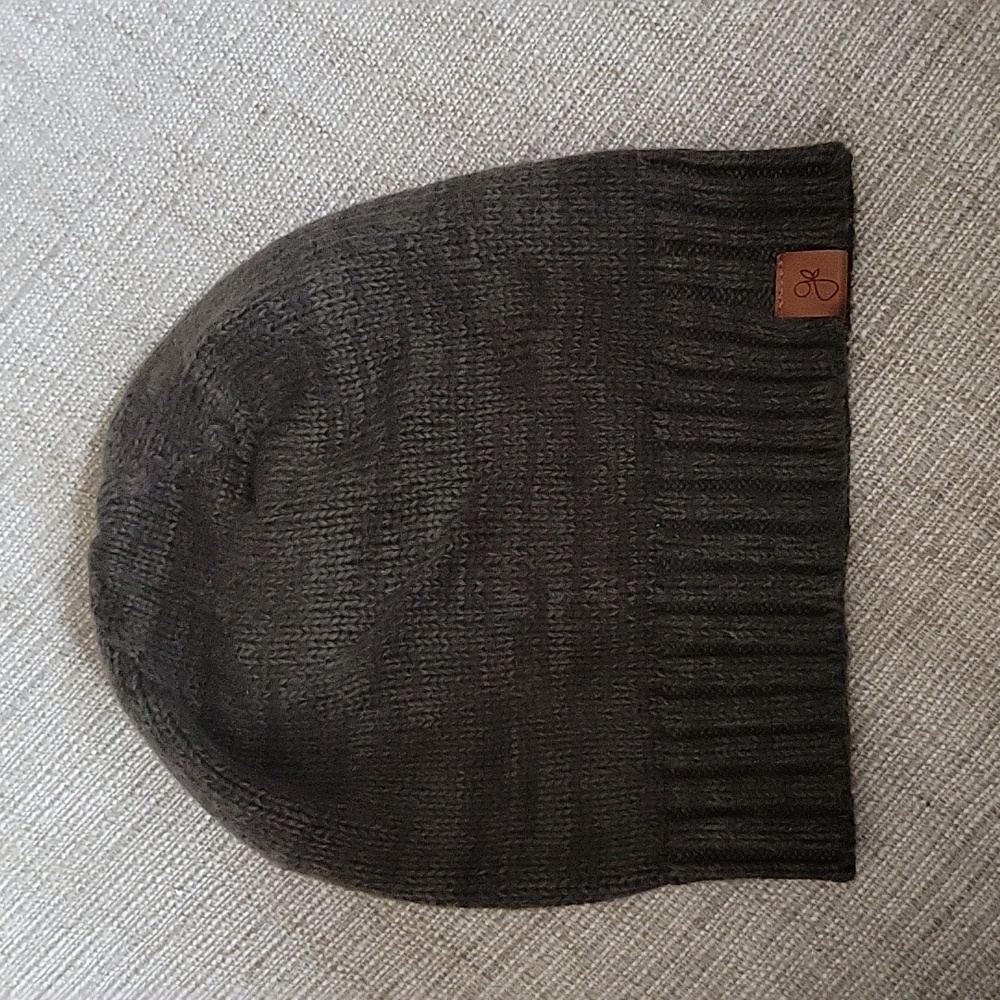 Goumi infant hat